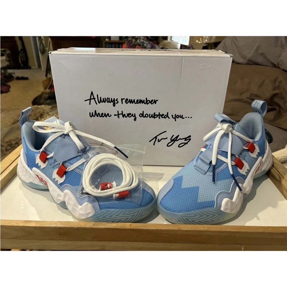 adidas Trae Young 1 ICEE Ice Trey Men's Basketball Shoe Blue red white H68997